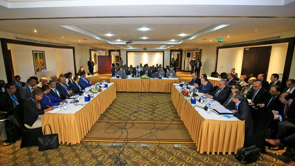 وزراء الري لمصر وإثيوبيا والسودان يشاركون في اجتماع لاستئناف المفاوضات بشأن سد النهضة الإثيوبي الكبير، في العاصمة السودانية الخرطوم، 21 ديسمبر 2019.