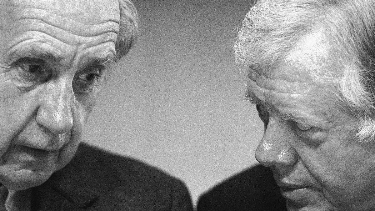 FILE - In this Nov. 17, 1987 file photo, Sir Brian Urquhart, former under secretary-general of the United Nations, left, and former US President Jimmy Carter.