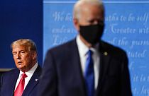ABD'nin mevcut Başkanı Donald Trump (solda), ABD'nin seçilmiş Başkanı Joe Biden (sağda,flu)