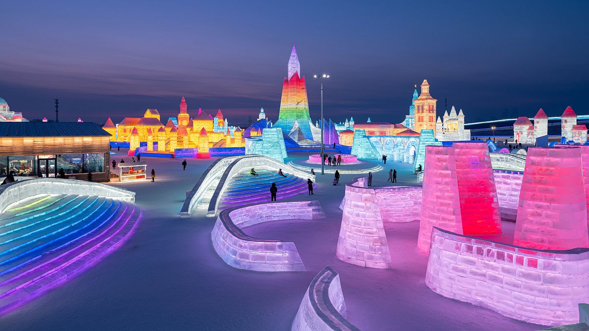 Κίνα: Φαντασμαγορικό φεστιβάλ πάγου