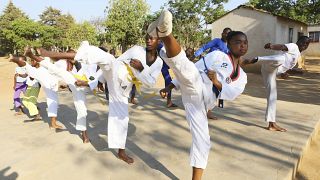Zimbabwe : une jeune pratiquante de taekwondo fait bouger les mentalités