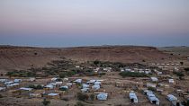Sudan'ın Tigray bölgesinde yaşanan şiddet olaylarından sonra binlerce kişi Sudan sınırına kurulan mülteci kamplarına sığındı