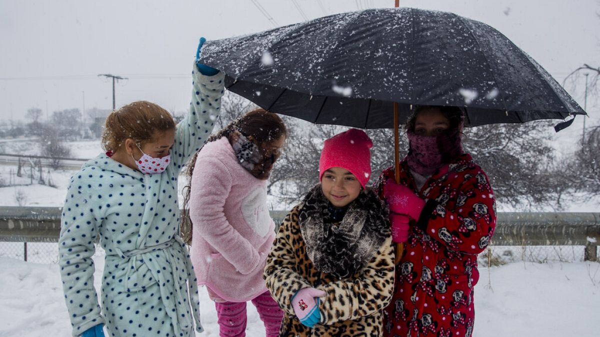 Wetterchaos - Spanier machen Selfies im Schnee