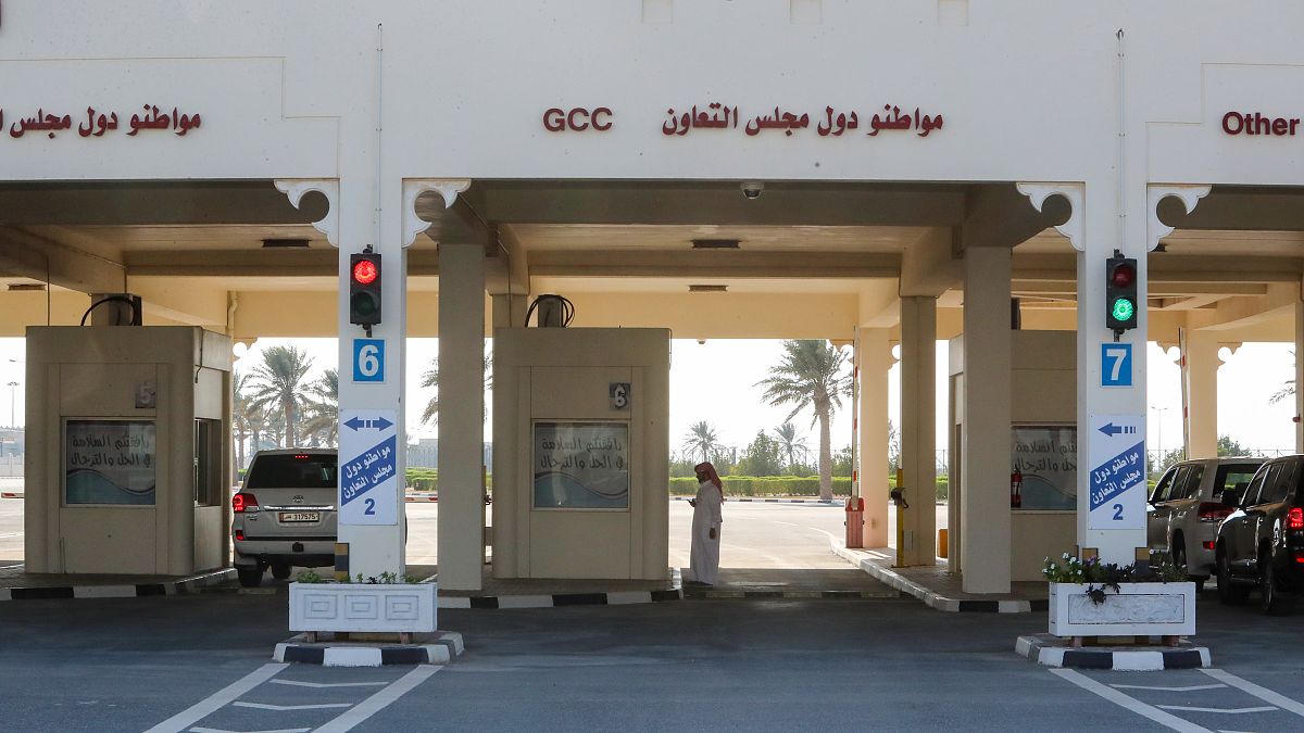 Katar Suudi Arabistan sınırı açıldı