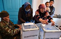 Kırgızistan'da cumhurbaşkanlığı seçimleri ve referandum