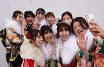 شاهد: اليابان تحتفل بيوم بلوغ سن الرشد التقليدي رغم انتشار فيروس كورونا