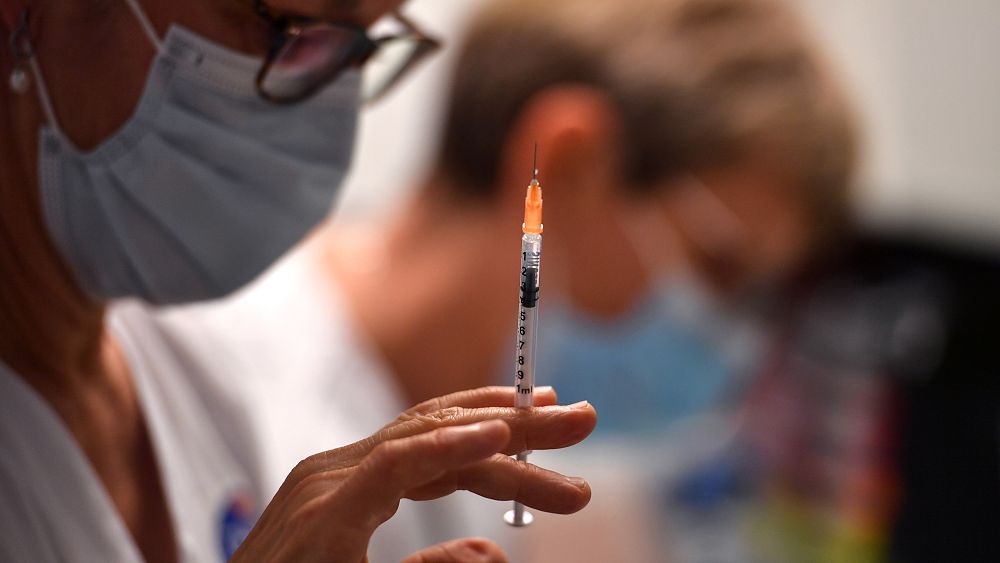 meps-will-see-eu-vaccine-contract-but-calls-for-more-transparency-grow