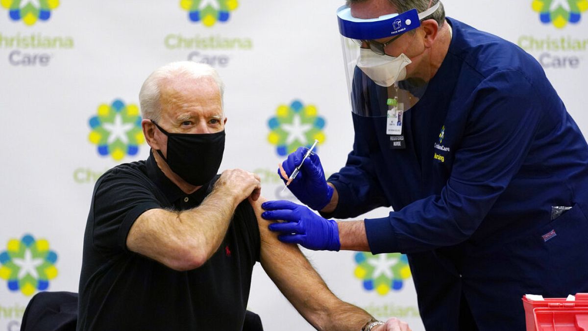 Joe Biden 2. aşıyı vuruldu
