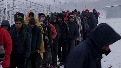 Abgebranntes Migrantenlager in Bosnien: Viele krank