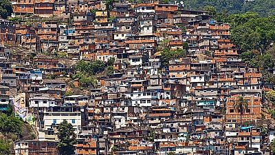 El fin de las ayudas por la COVID-19 en Brasil deja a miles de familias al borde de la pobreza 