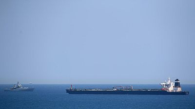 Iran hält großangelegtes Seemanöver ab und zeigt neue Kriegsschiffe