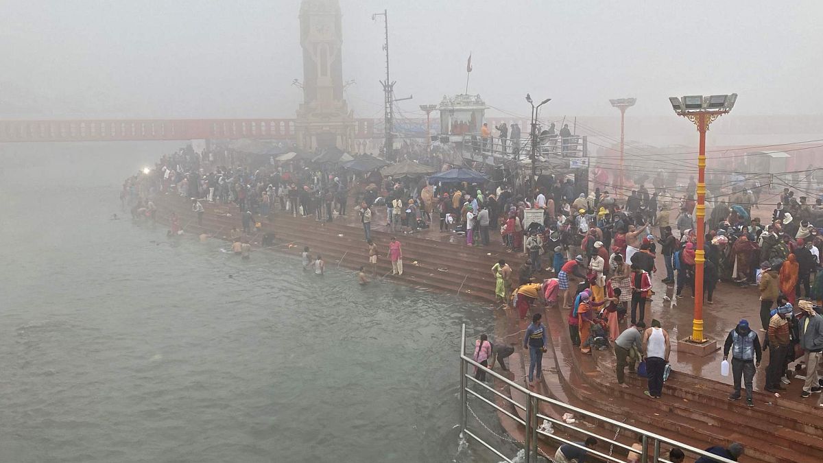 مهرجان كومبه ميلا الديني في هاريدوار، الهند، 14 يناير 2021.