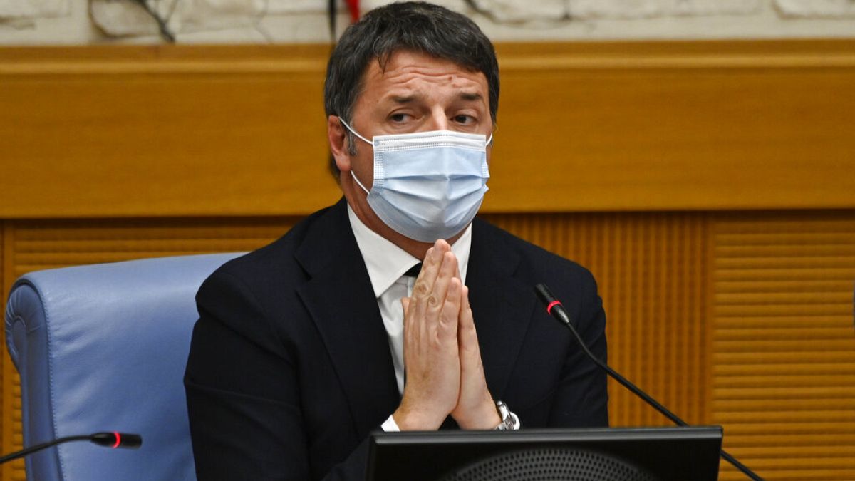 Matteo Renzi a szerdai kormányülést követő sajtótájékoztatón