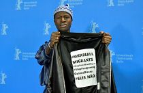 Bungué protestiert auf der Berlinale gegen Polizeigewalt in seiner alten Heimat Guinea-Bissau