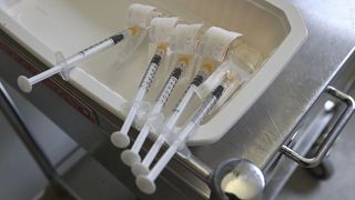 Pfizer retrasa la entrega de vacunas en Europa para acelerar su proceso de producción