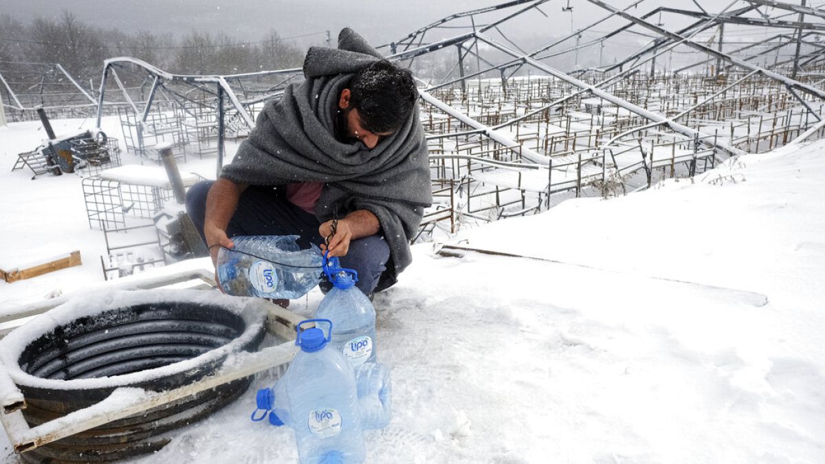 Βοσνία: Μετανάστες ζουν σε πολικές θερμοκρασίες