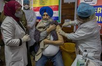 India: è cominciata la maxi campagna di vaccinazione