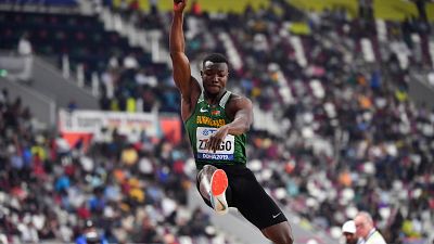 Zango pulvérise le record du monde du triple-saut