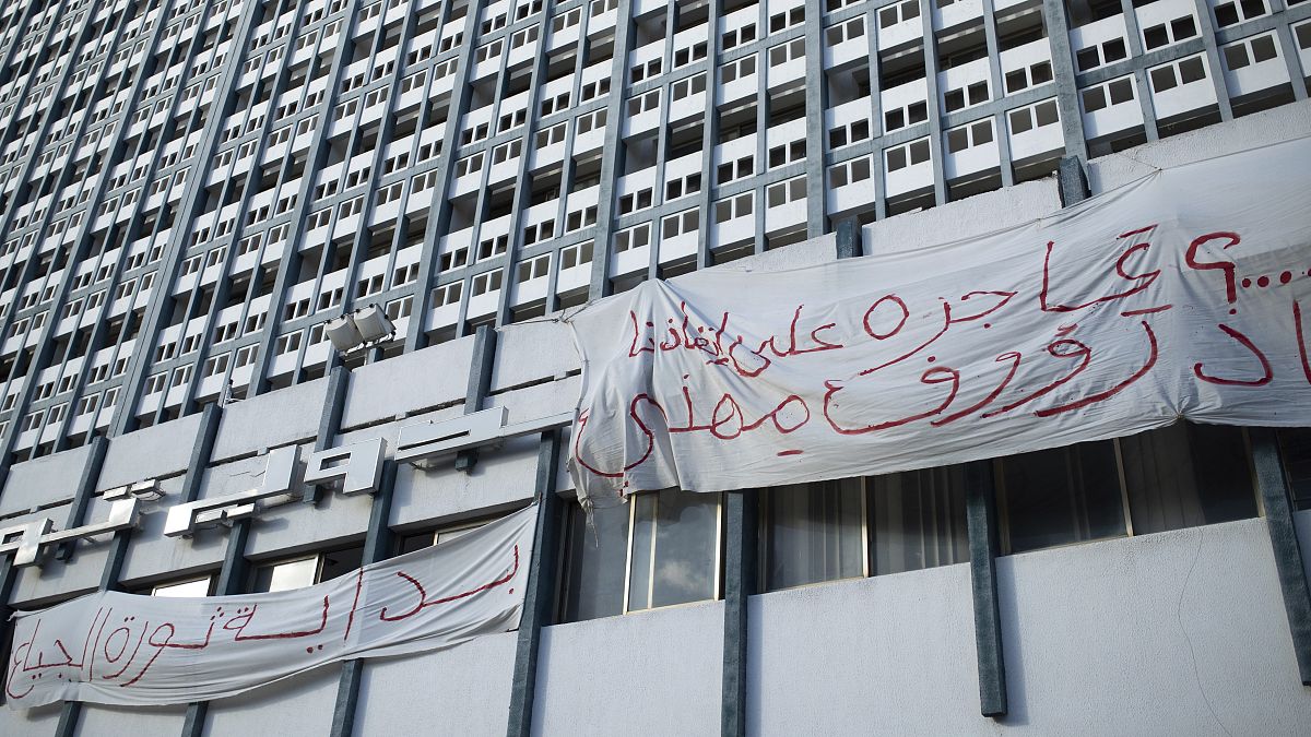 "بداية ثورة الجياع" في الذكرى العاشرة على الثورة التونسية 