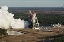 NASA: Πρόωρη διακοπή στη δοκιμή των κινητήρων του υπερπυραύλου SLS