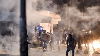 Violent Clashes Continue in Tunisia for Fourth Night