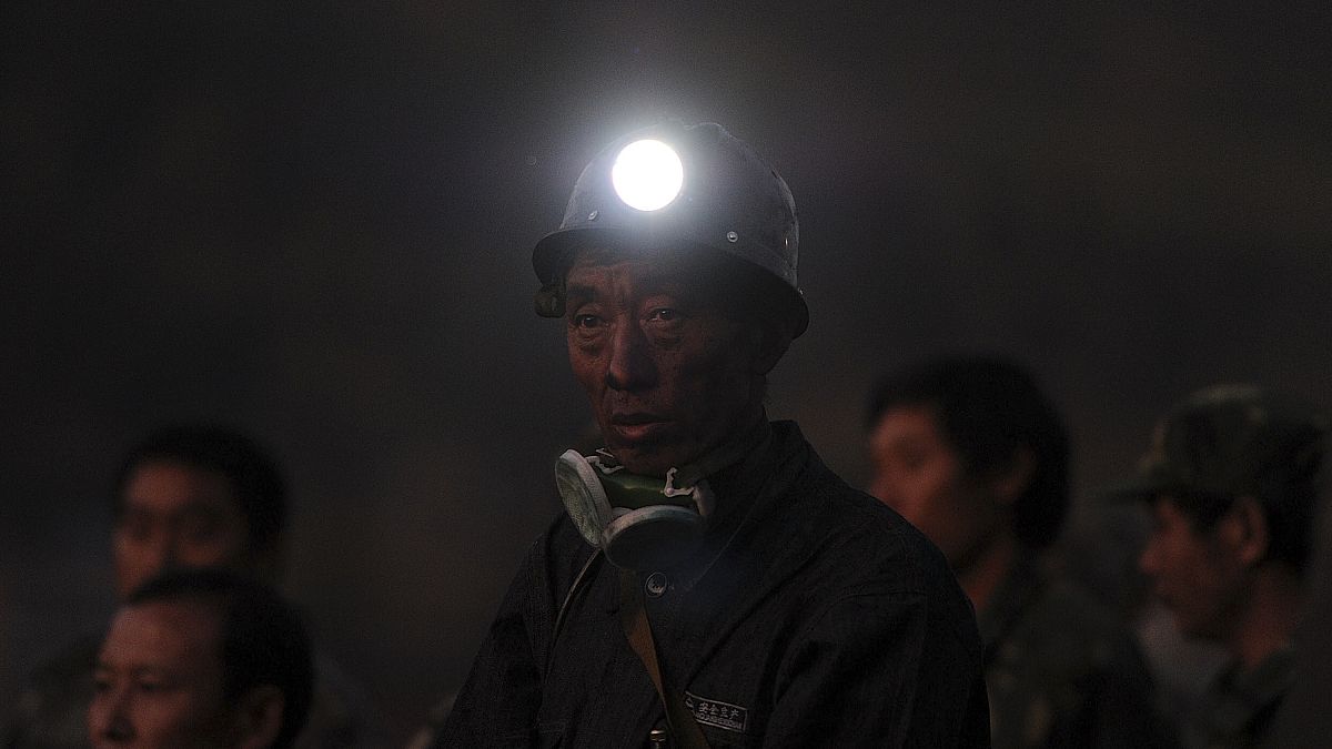 کارگر معدن چینی در سال ۲۰۱۱