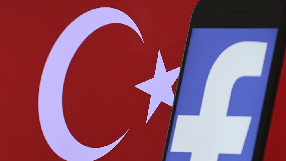 Facebook Türkiye'ye temsilci atama sürecini başlattı