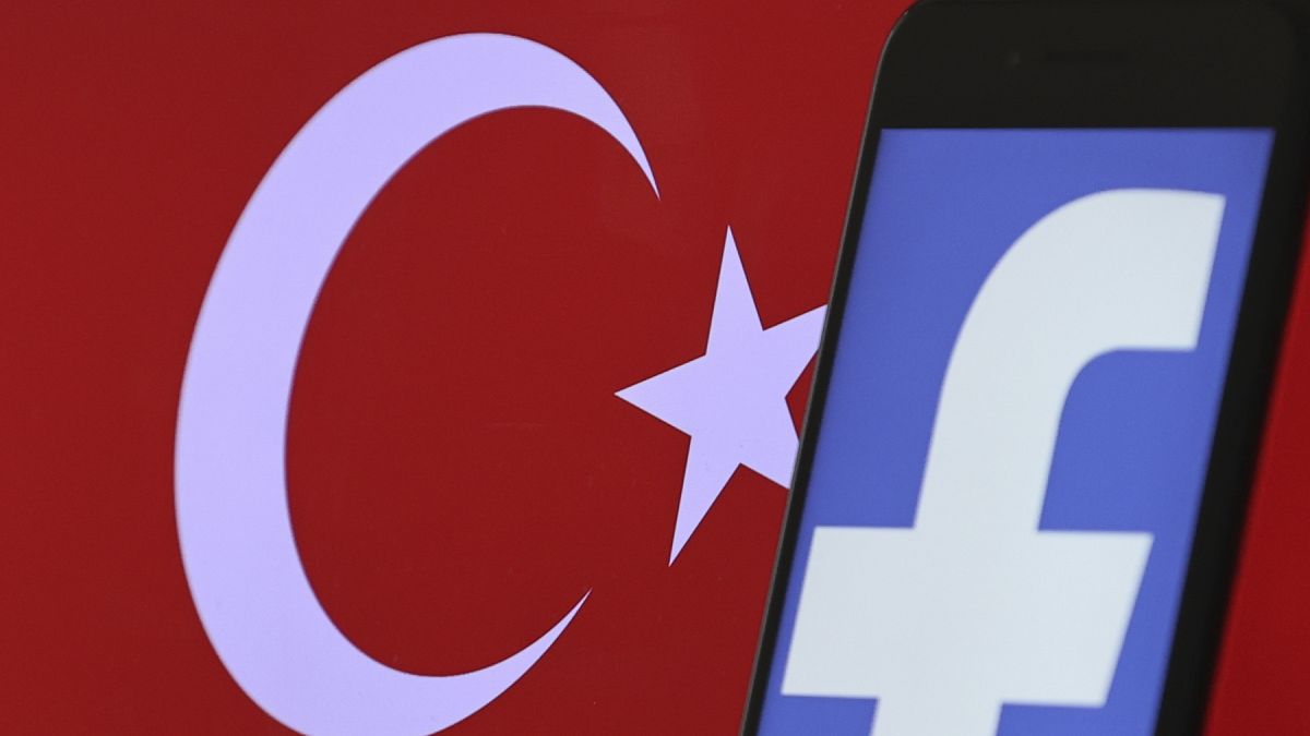 Facebook Türkiye'ye temsilci atama işlemlerini başlattı