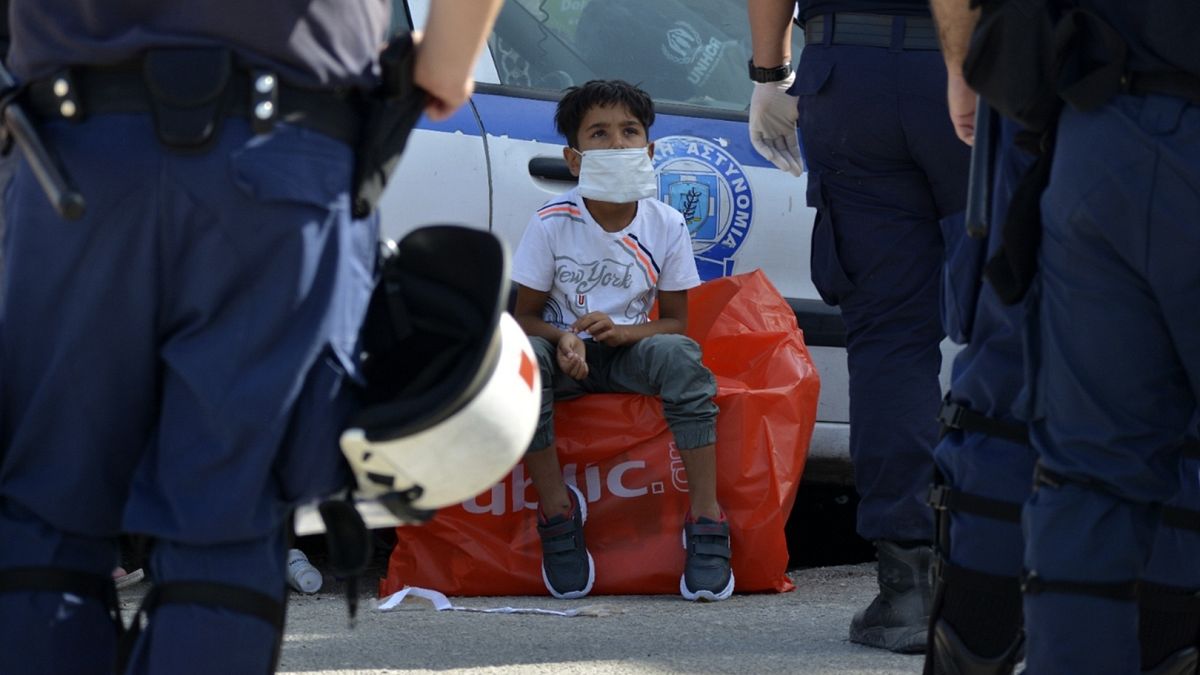 کودک پناهجو در جزیره لسبوس یونان