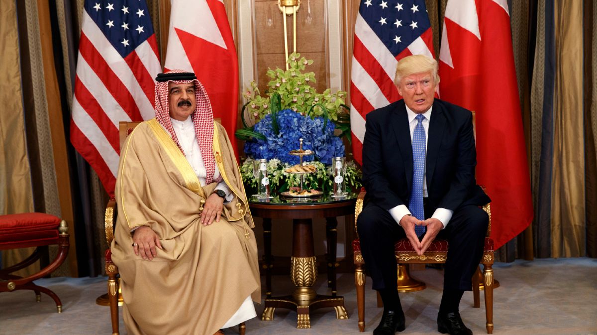 الرئيس الأمريكي دونالد ترامب وملك البحرين حمد بن عيسى آل خليفة في الرياض بالمملكة العربية السعودية