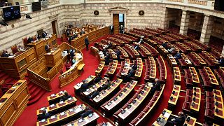 Βουλή συζήτηση και ψηφοφορία νομοσχεδίου για αιγιαλίτιδα ζώνη