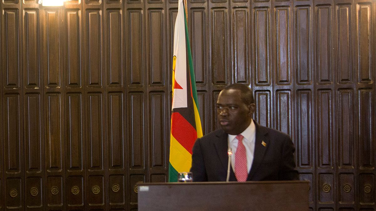 Ο υπουργός Εξωτερικών της Ζιμπάμπουε Σιμπουσίσο Μόγιο