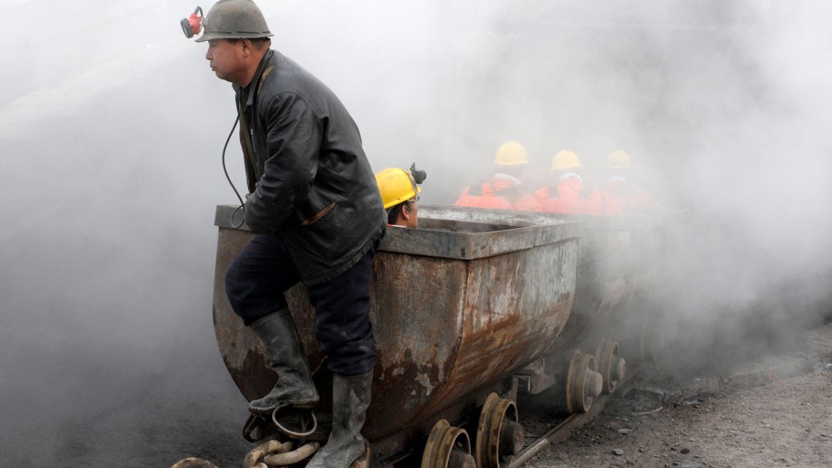 Çin'de maden kazası (arşiv)