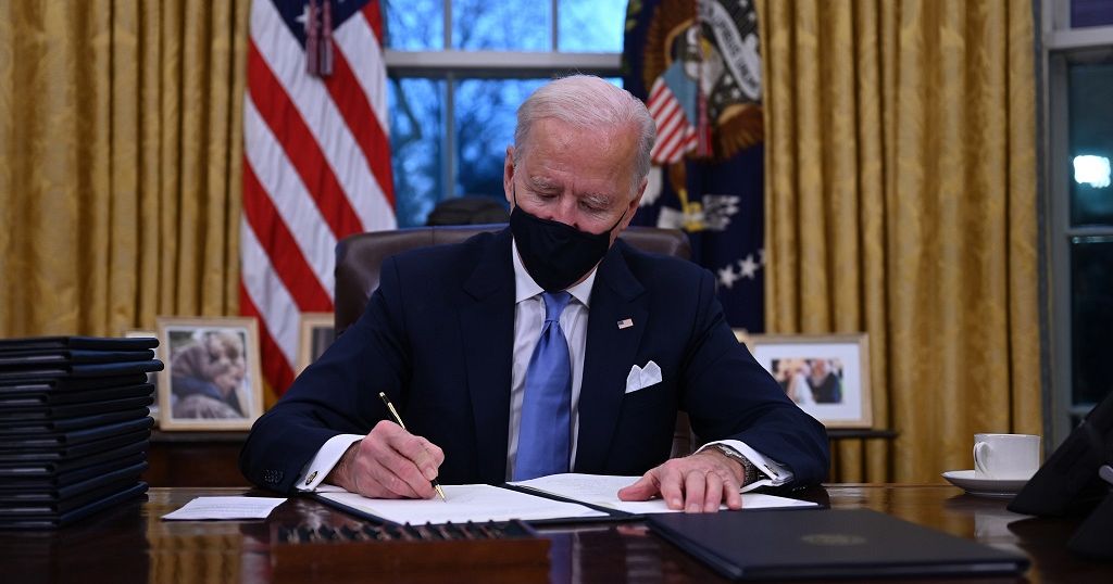 Hope, joy as president Biden revokes Muslim travel ban | Africanews