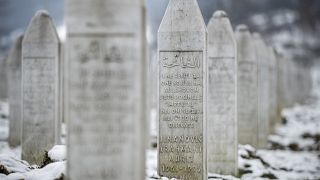 Az 1992-95. közötti háború áldozatainak sírkövei
