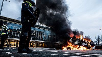 Brandstiftungen gab es auch am Hauptbahnhof von Eindhoven