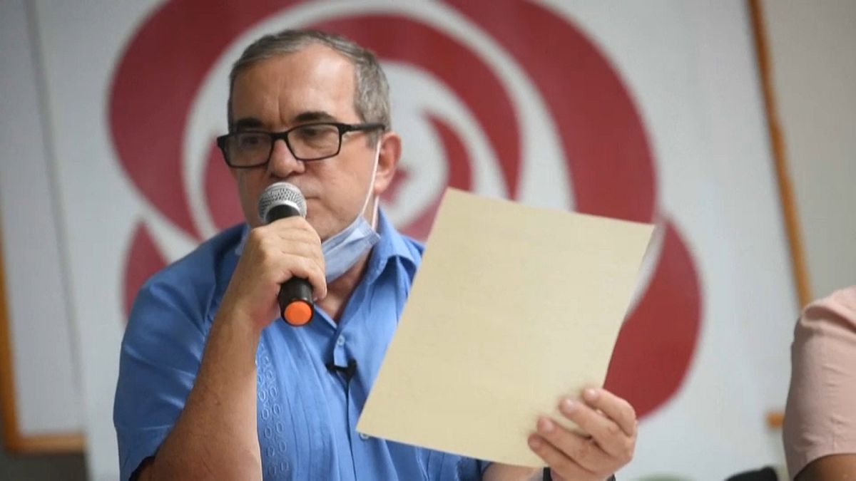 Rodrigo Londoño anuncia el cambio de nombre del partido FARC
