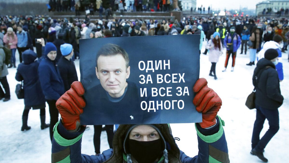 Oroszországban tüntetéshullám kezdődött Navalnij szabadonbocsátását követelve