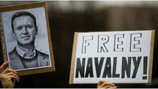 الاتحاد الأوروبي يبحث الرد على توقيف نافالني وقمع المتظاهرين في روسيا