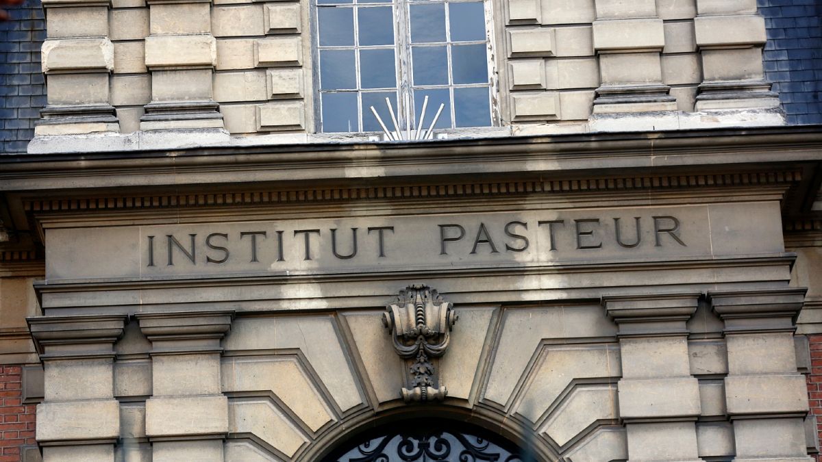 معهد باستور في باريس