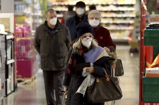 استفاده از ماسک فیلتردار در اتریش اجباری شد