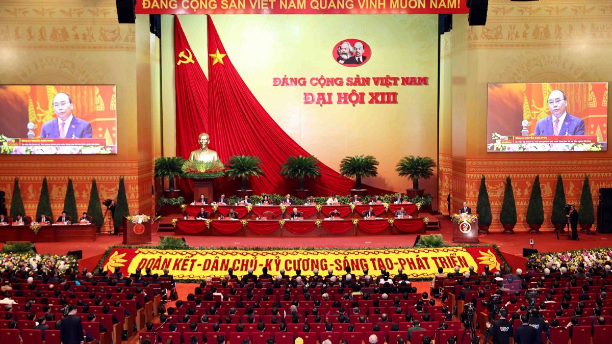 افتتاح المؤتمر الـ 13 للحزب الشيوعي في هانوي، فيتنام.