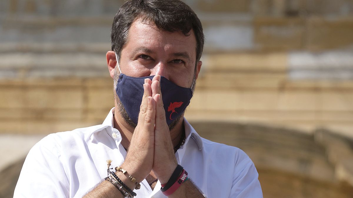 Il leader della Lega, Matteo Salvini, nel mirino della città di Barcelona