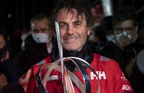 Yannick Bestaven gana la Vendée Globe gracias a la bonificación por ayudar en el rescate a un rival