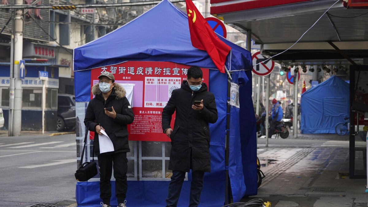 Covid-19 pandemisinin dünyadaki çıkış noktası olan Wuhan şehrinden bir kare.