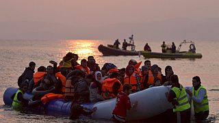Πρόσφυγες φτάνουν στη Λέσβο