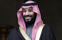 Il principe ereditario saudita Mohammad Bin Salman ricevuto nel 2018 a Parigi. L'Arabia Saudita è stato il più grande importatore di armi al mondo (2015-19)