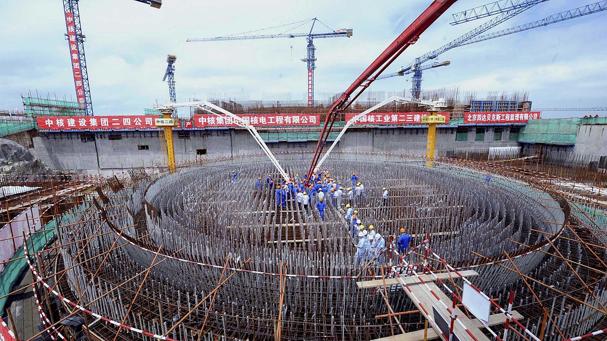 Hualong 1 nükleer santraline 60 yıl ömür biçilirken her bir reaktörün 1,16 milyon kilowatt kapasitesi olduğu açıklandı