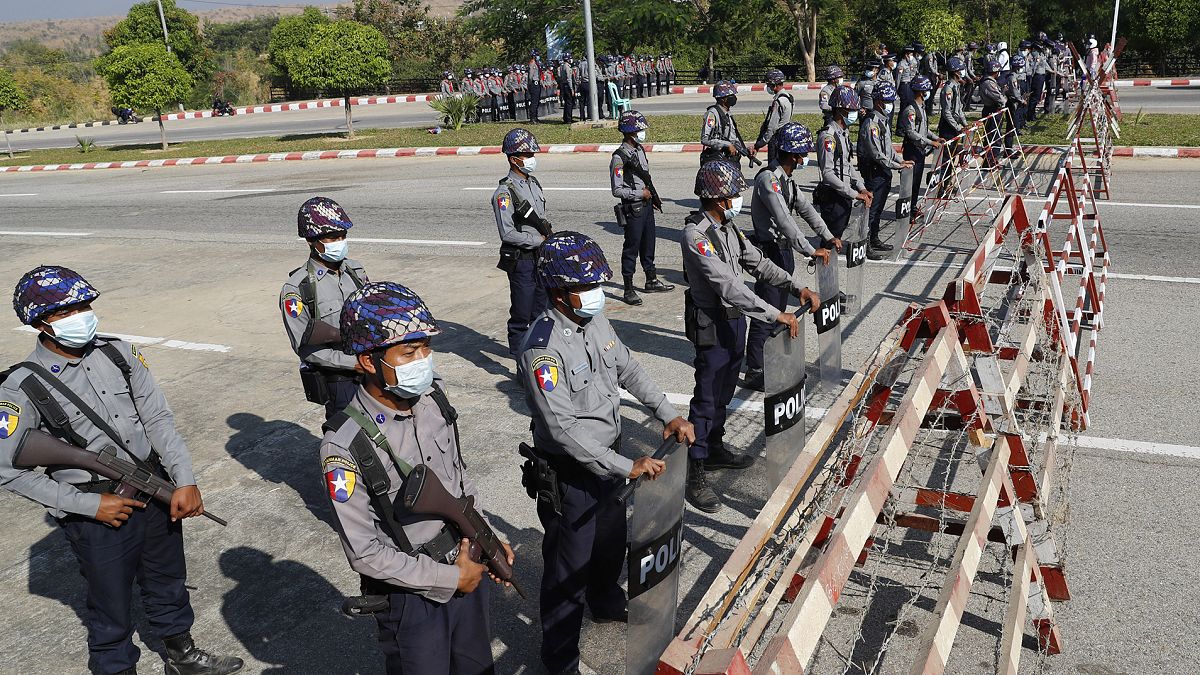 Myanmar güvenlik güçleri, genel seçimler sonrası güvenlik önlemlerini arttırmış durumda