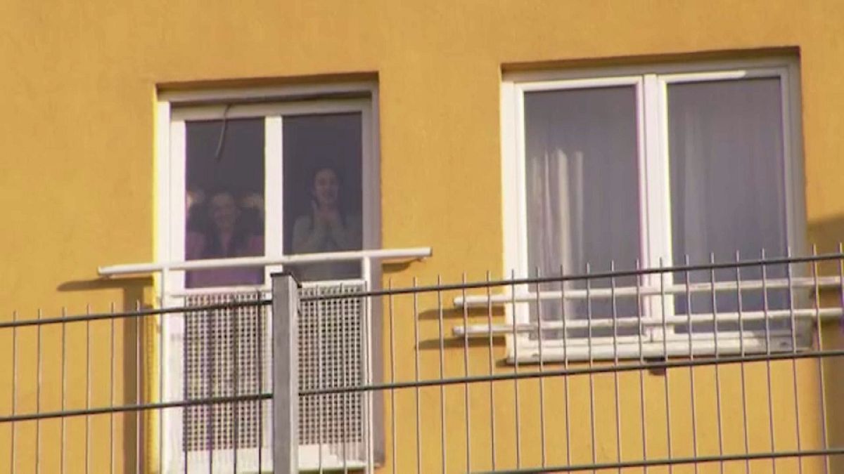 Dos niñas austriacas de una familia de origen georgiano deportadas a su país de origen